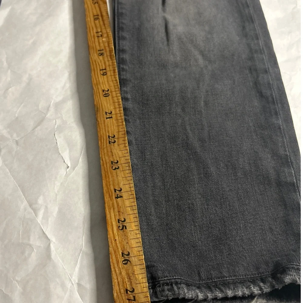 True Religion Geno Relaxed Slim Gray Distressed‎ Denim Jeans Mens Size 30
